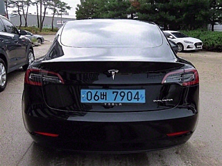 TESLA MODEL 3 2020