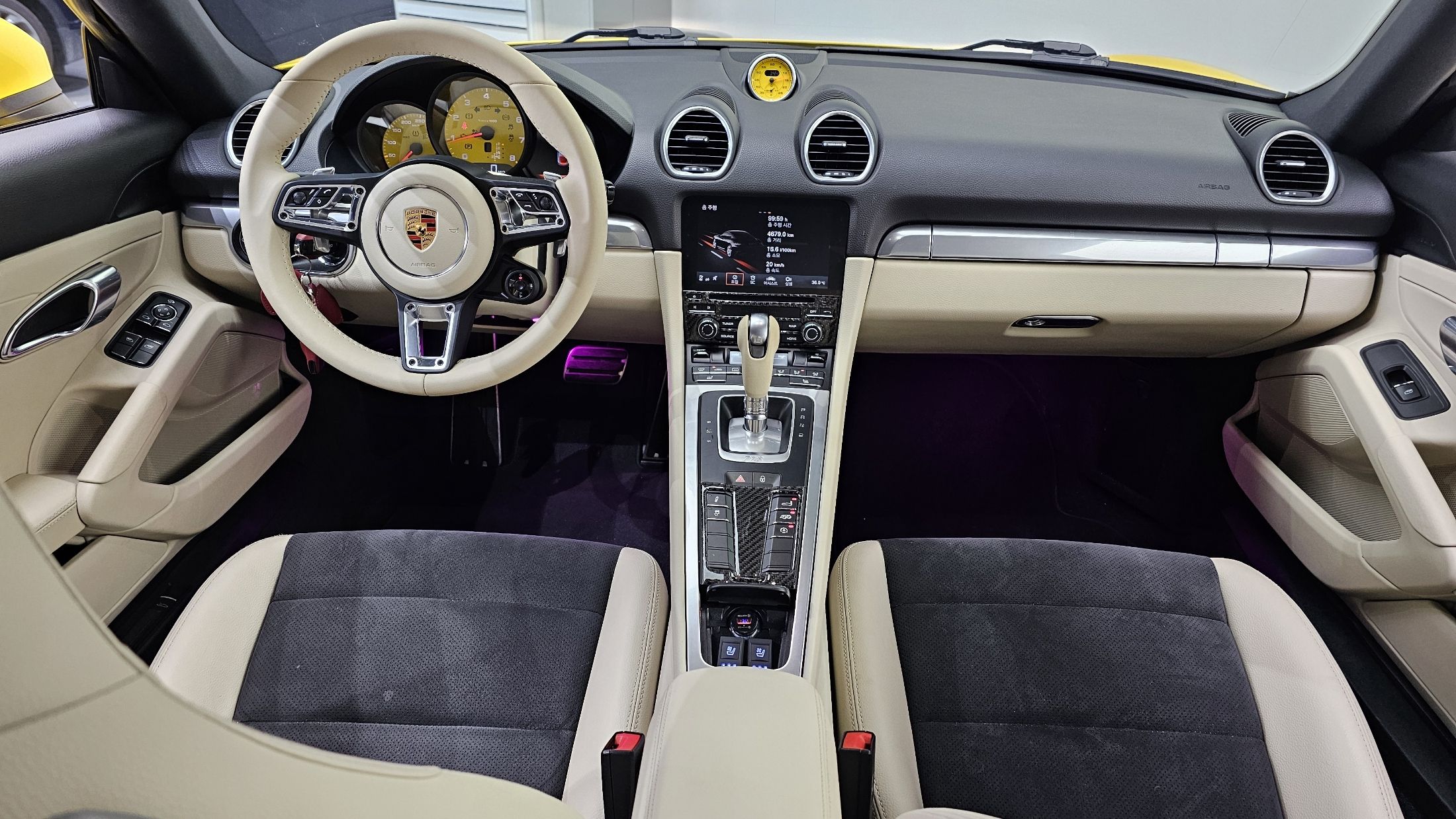 PORSCHE 718 CAYMAN 2017