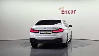 BMW 5-SERIES G30 2022