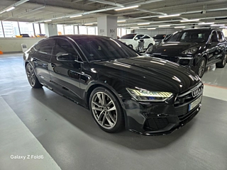 AUDI A7 4K  2022