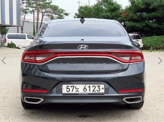 HYUNDAI GRANDEUR IG 2017