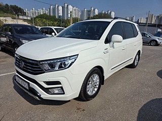 SSANGYONG KORANDO TURISMO  4WD TX 9 Seater 2018