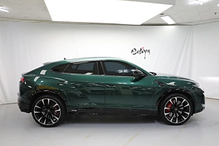 Заказать LAMBORGHINI URUS