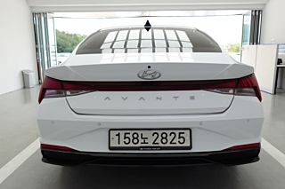 HYUNDAI AVANTE HYBRID CN7 2022