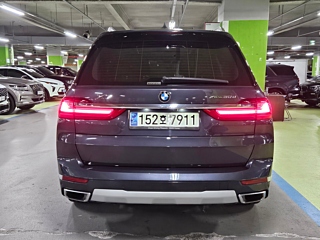 BMW X7 G07 2020