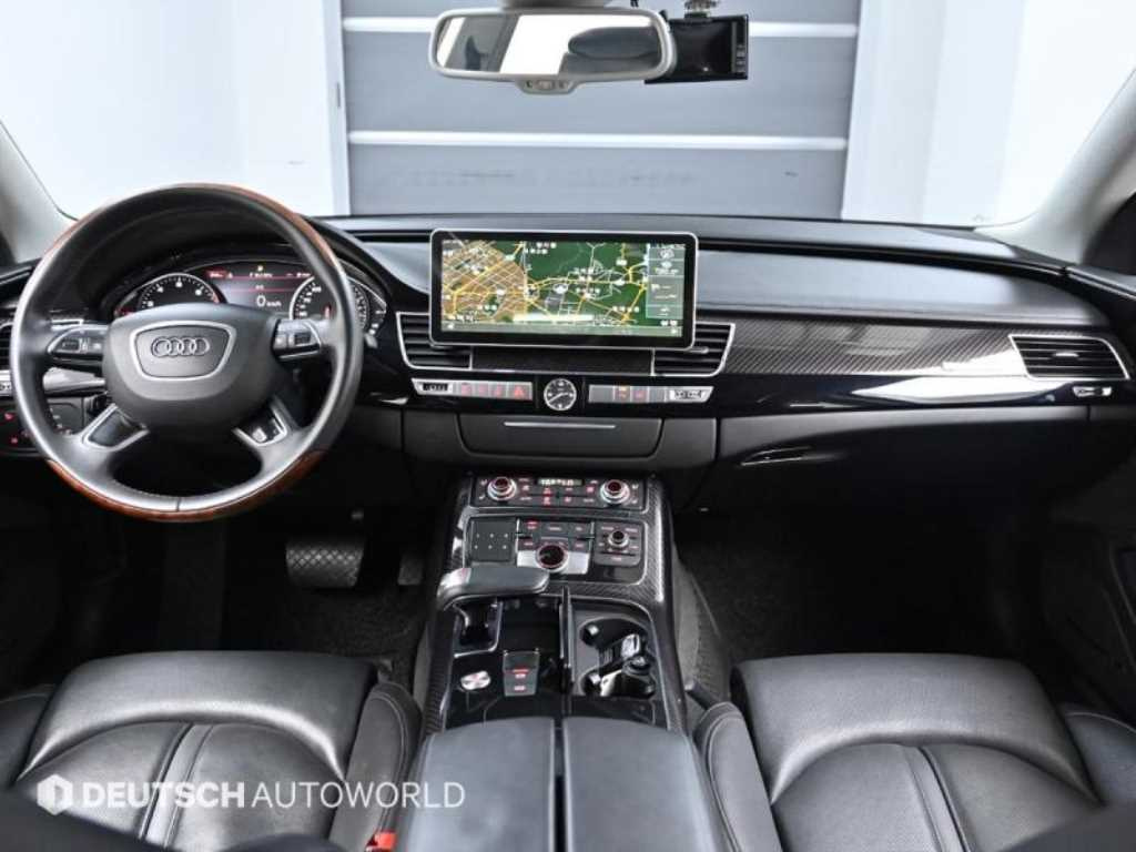 AUDI A8 2013