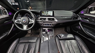BMW 5-SERIES G30 2018