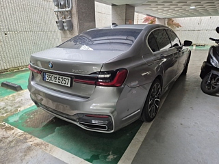 BMW 7-SERIES G11 2020