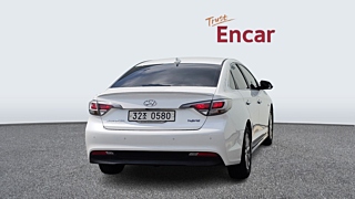 HYUNDAI LF SONATA HYBRID 2016