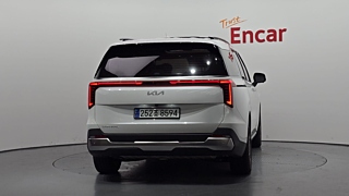 KIA CARNIVAL 2024
