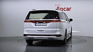 KIA CARNIVAL 2023