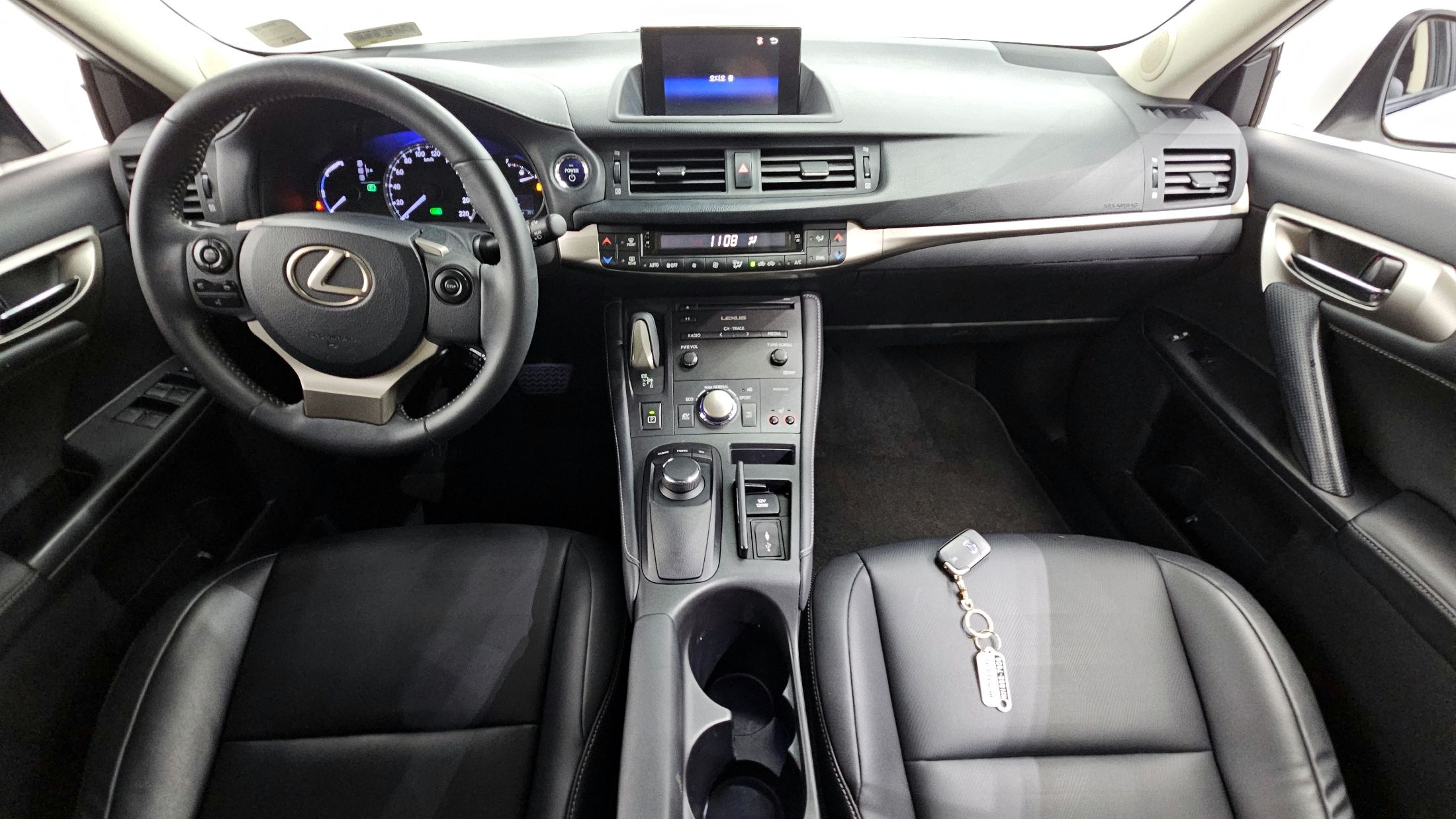 LEXUS CT200H 2014