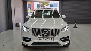 VOLVO XC90 2019