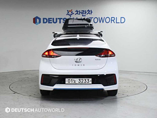 HYUNDAI IONIQ HYBRID 2017