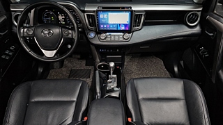 TOYOTA RAV4 2018