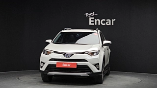 TOYOTA RAV4 2018