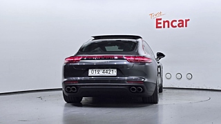 PORSCHE PANAMERA 971 2018