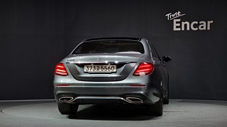 MERCEDES BENZ E-CLASS W213 2017