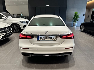 MERCEDES BENZ E-CLASS W213 2023