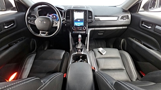 SAMSUNG QM6 2019