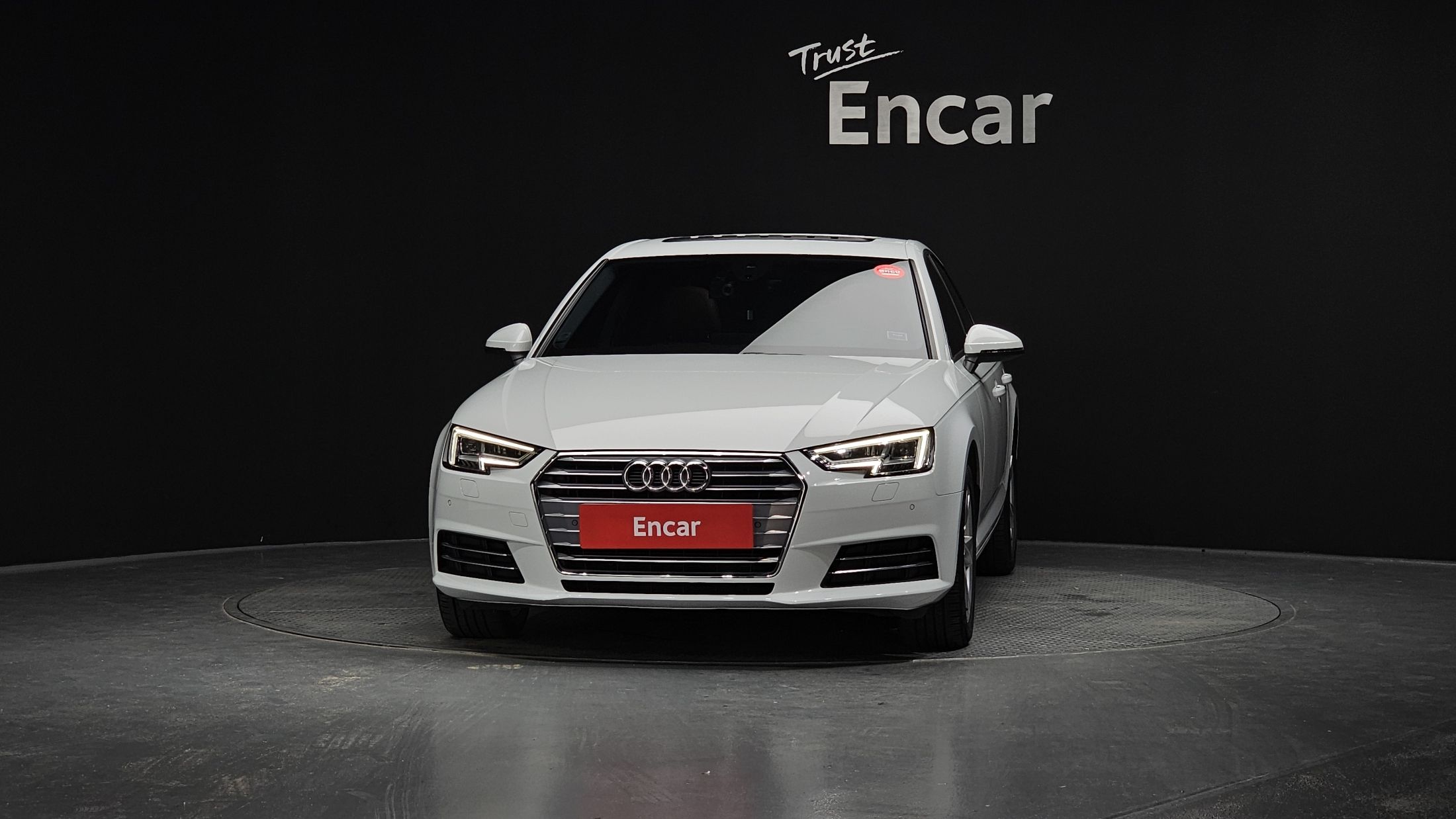 AUDI A4 B9 2018