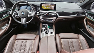 BMW 5-SERIES G30 2019