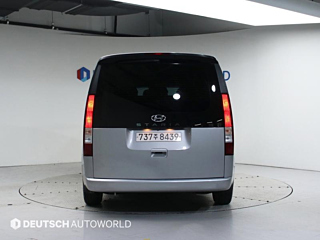 HYUNDAI STARIA 2021