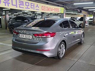 HYUNDAI AVANTE AD 2017