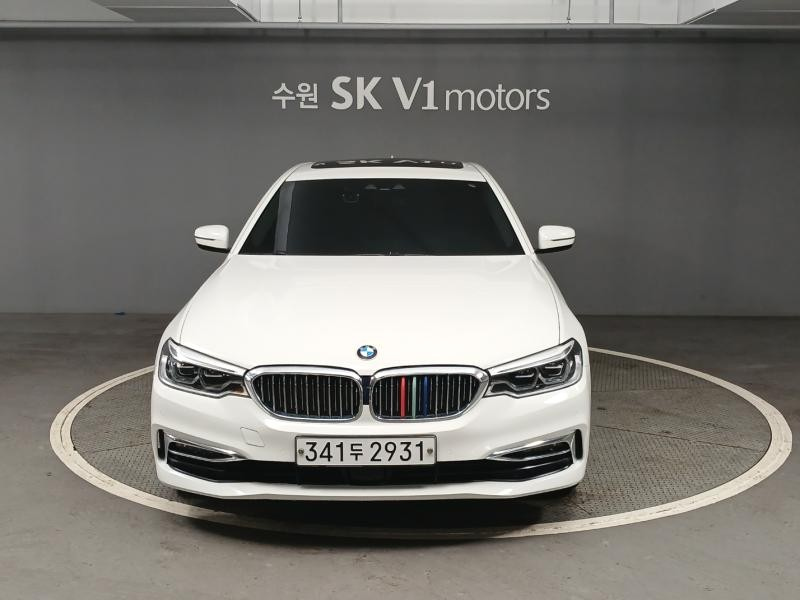 BMW 5-SERIES G30 2020