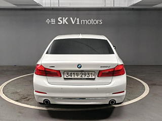 BMW 5-SERIES G30 2020