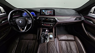 BMW 5-SERIES G30 2018