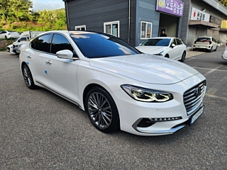 HYUNDAI GRANDEUR IG 2017
