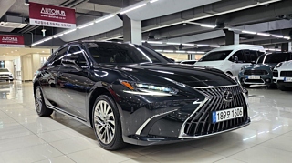 LEXUS ES300H 2024