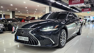LEXUS ES300H 2024