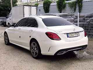 MERCEDES BENZ C-CLASS W205 2021