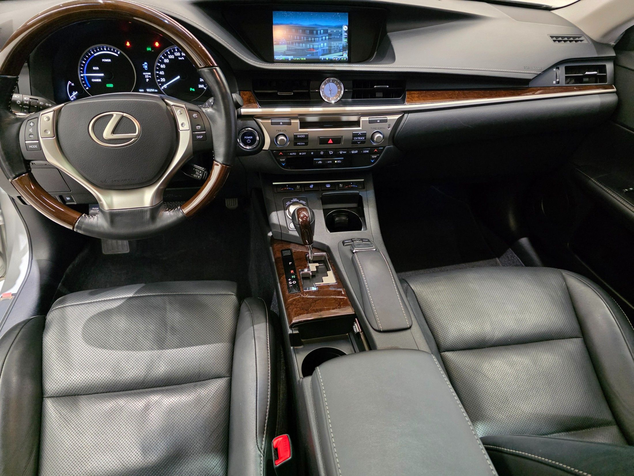 LEXUS ES300H 2015