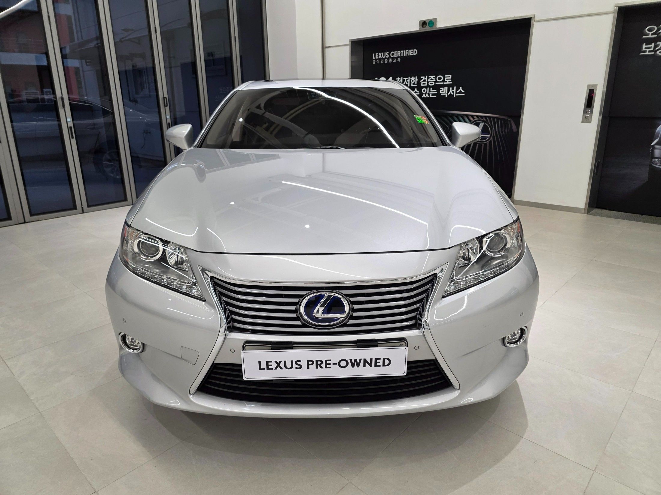 LEXUS ES300H 2015