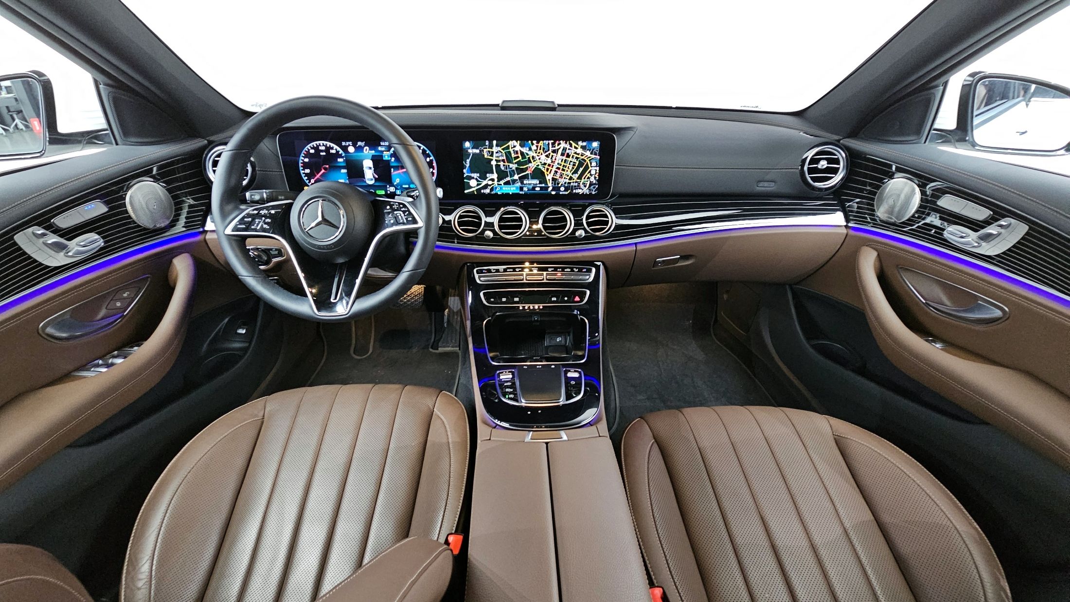 MERCEDES BENZ E-CLASS W213 2023
