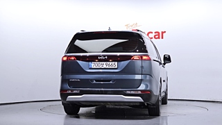 KIA CARNIVAL 2023