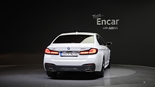 BMW 5-SERIES G30 2022