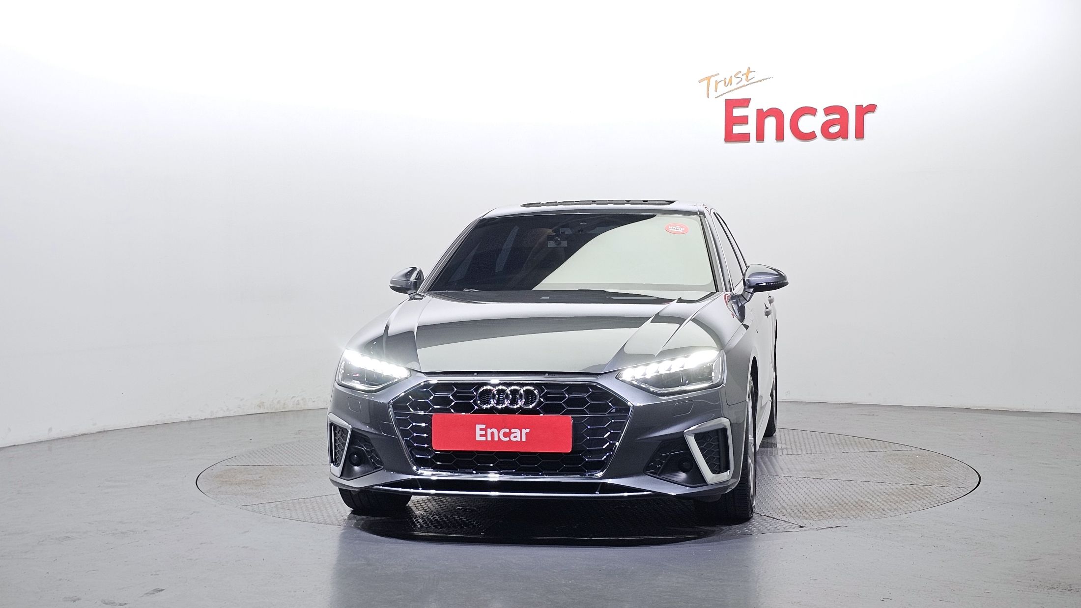 AUDI A4 B9 2021
