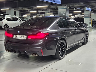 BMW 5-SERIES G30 2017