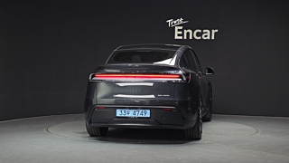 TESLA MODEL Y  Long Range 2025
