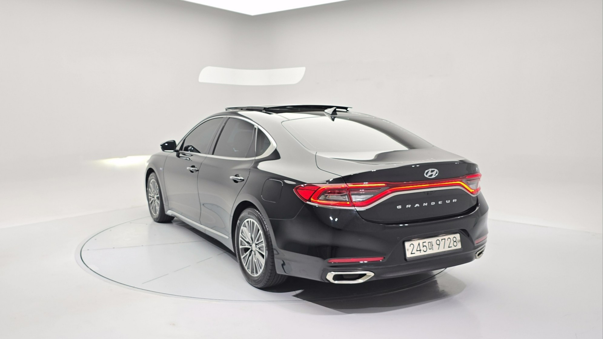 HYUNDAI GRANDEUR IG HYBRID 2019