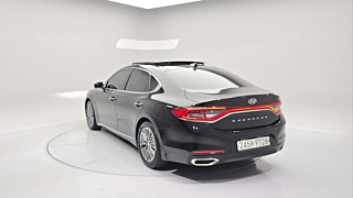 HYUNDAI GRANDEUR IG HYBRID 2019