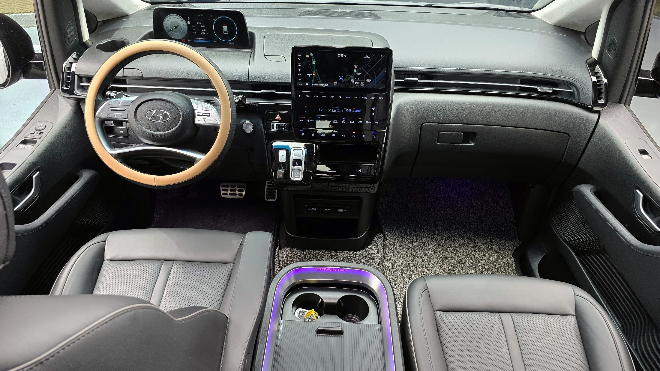 HYUNDAI STARIA 2021