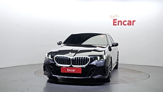BMW 5-SERIES G60 2024