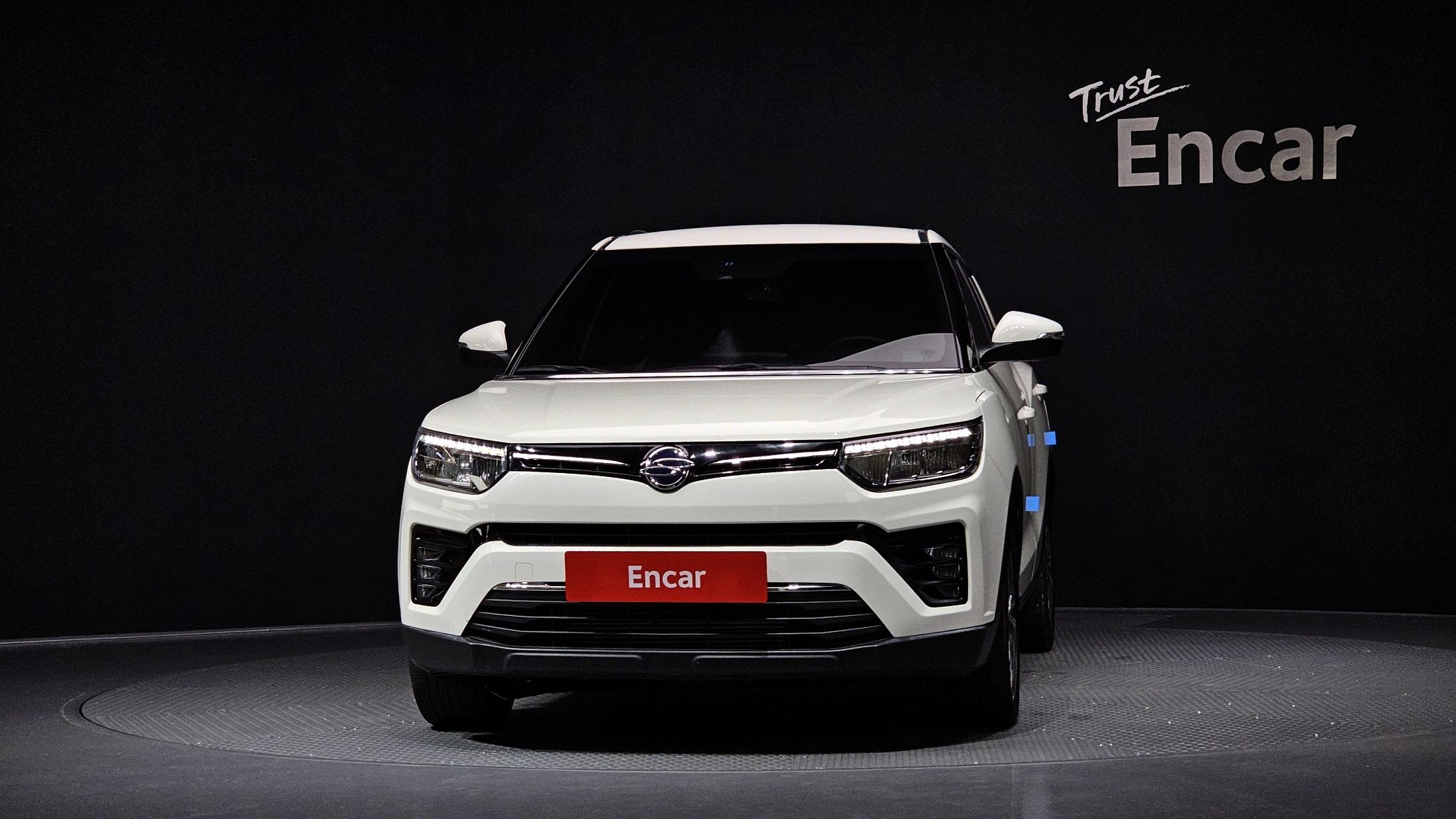 SSANGYONG TIVOLI VERY NEW 2021