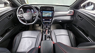 SSANGYONG TIVOLI VERY NEW 2021