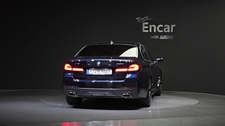 BMW 5-SERIES G30 2021